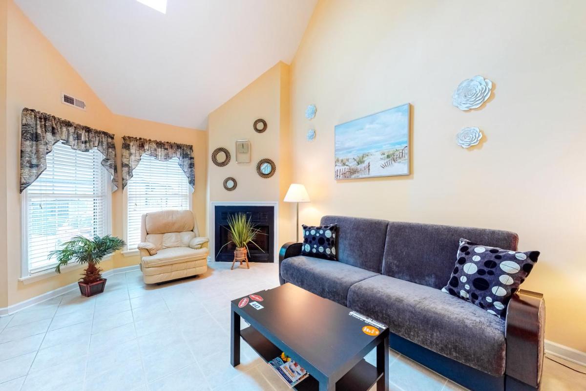 Marlin Cove E4 - Housity