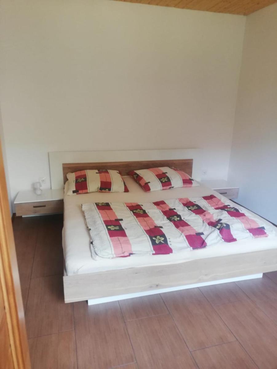 Ferienhaus in wasserreicher Gegend - Housity
