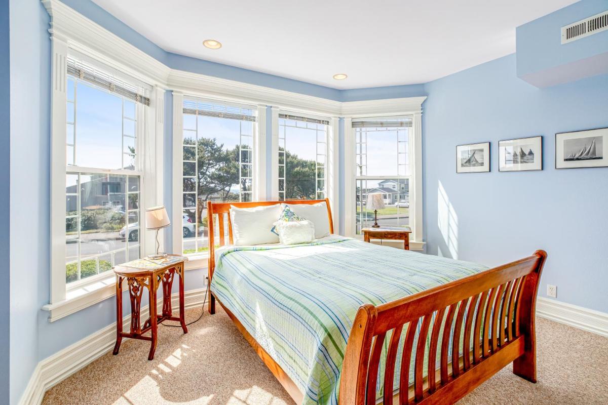 Applegate House - Housity