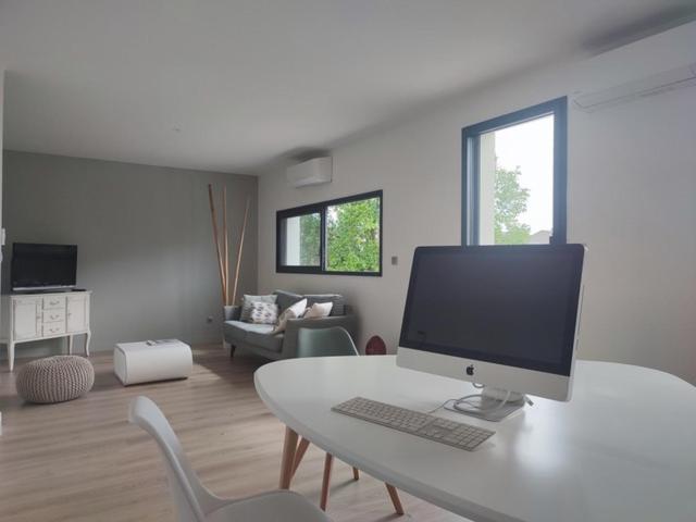 Suitetrails - Magnifique villa sur jardin de ville et jacuzzi
