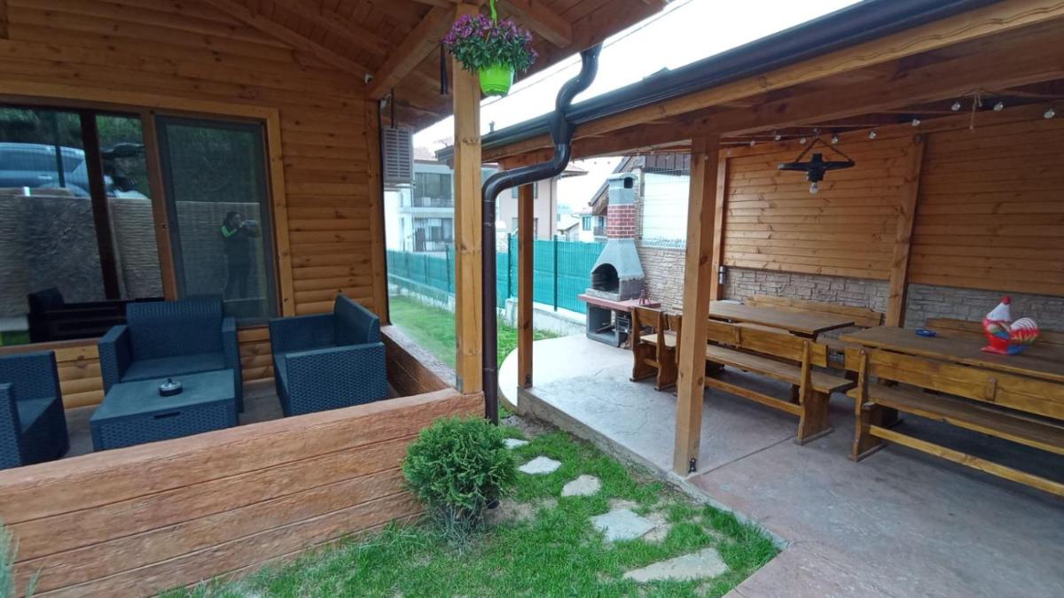 Вила ВлаиДа - Housity