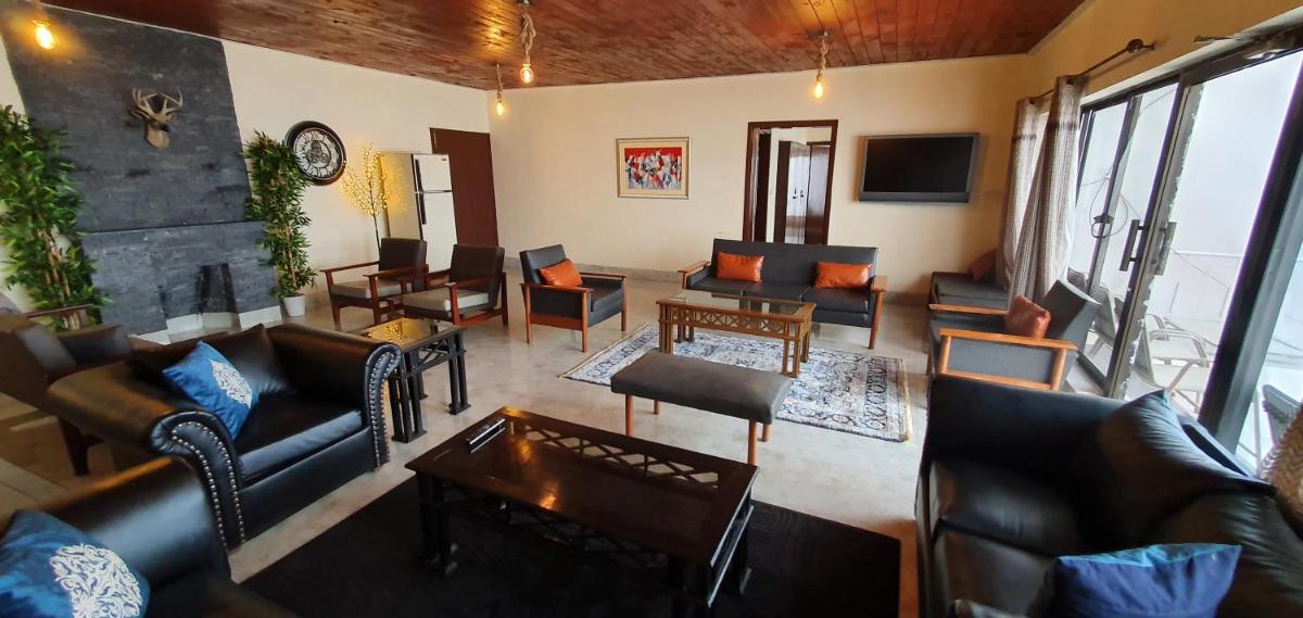 Mountain Retreat at Afgan Lodge - Housity