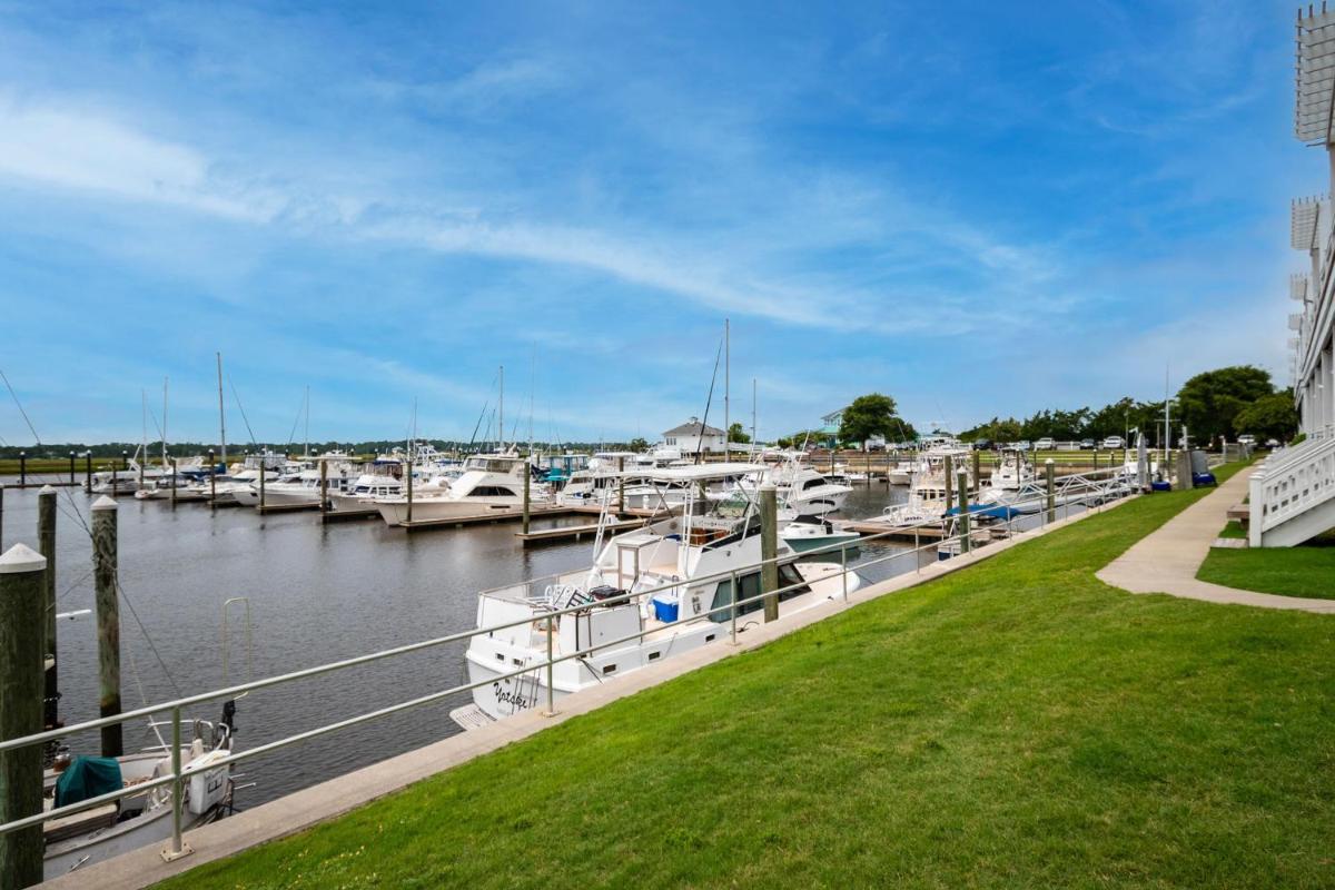 Marina 1 by Oak Island Accommodations - Housity