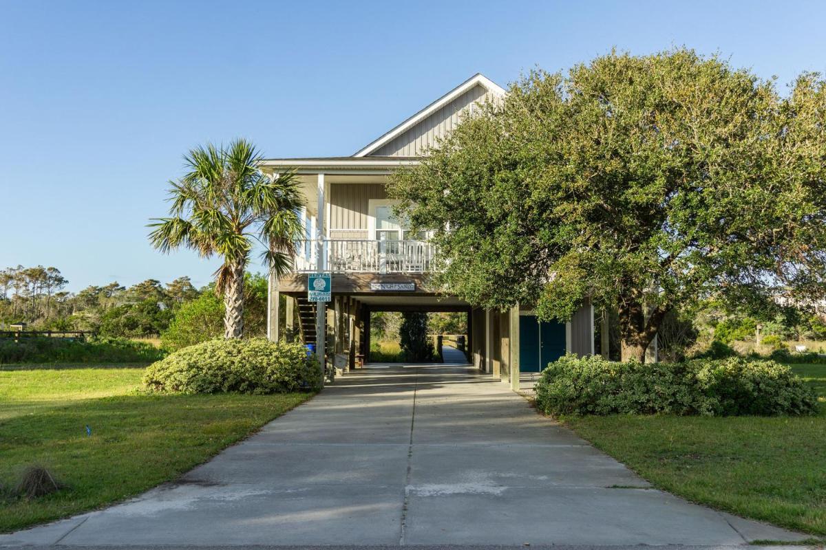 Night Sand by Oak Island Accommodations - Housity