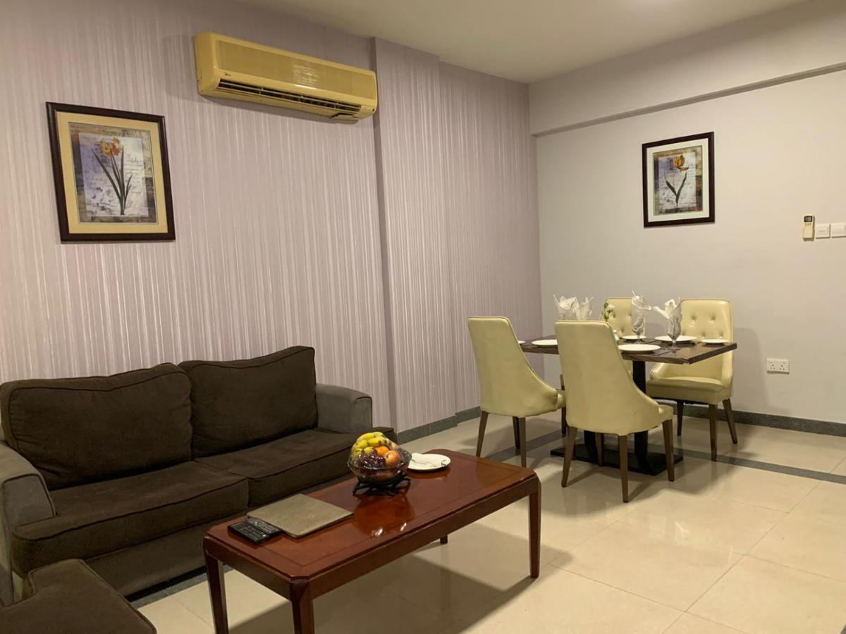 WANASA CONTINENTAL HOTEL - Housity