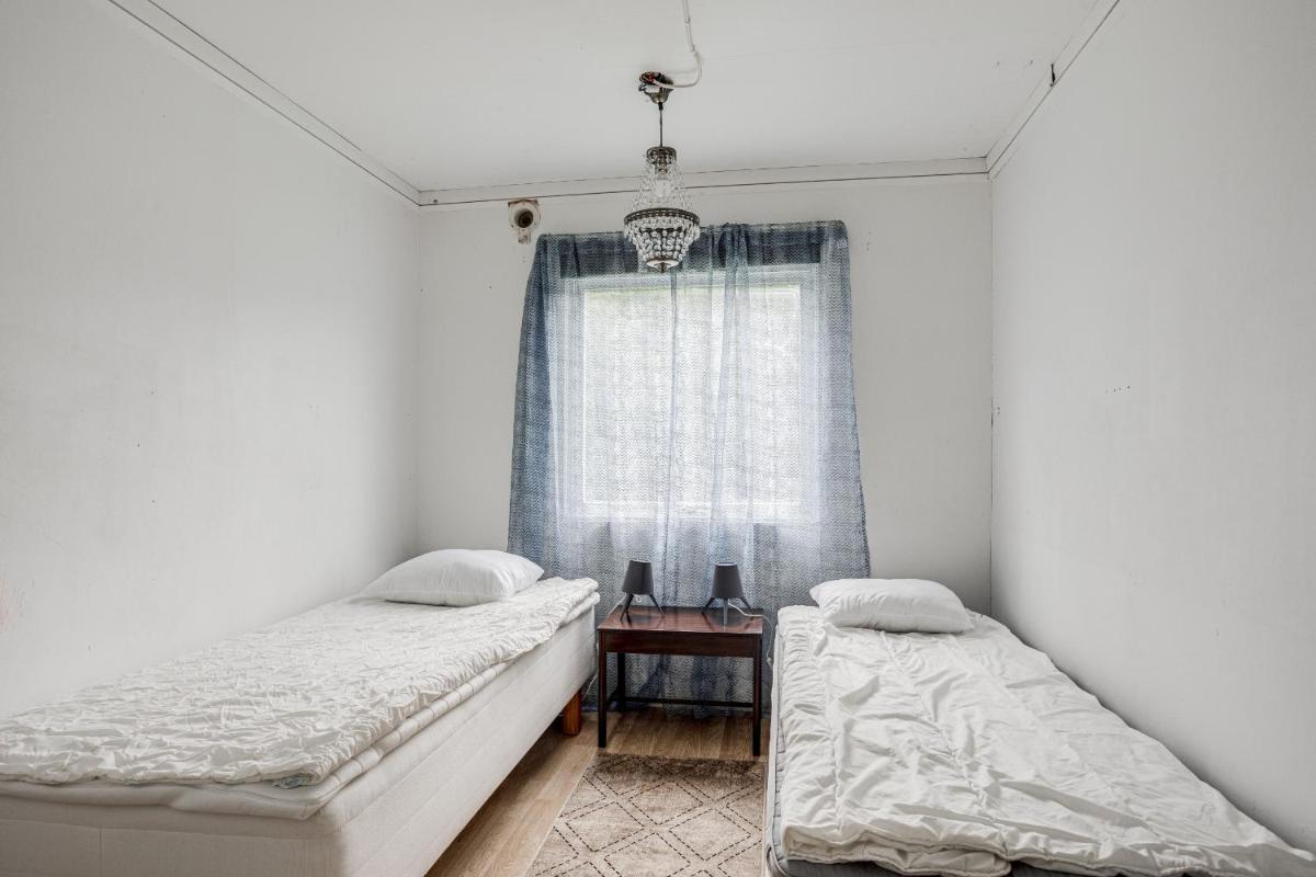 Cozy holiday home in Vallda with proximity to the ocean and beautiful nature - Housity