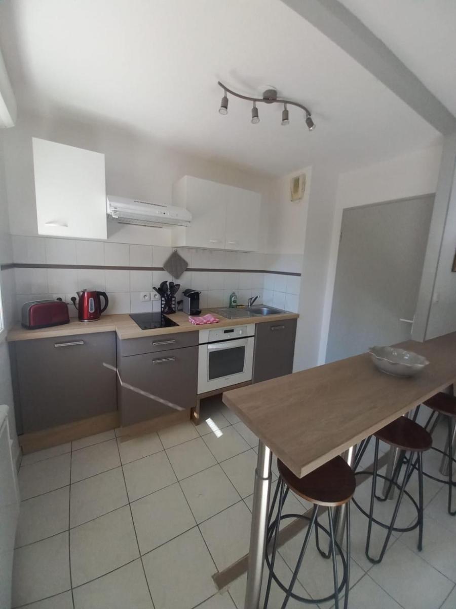 superbe T2 avec parking privé - Housity