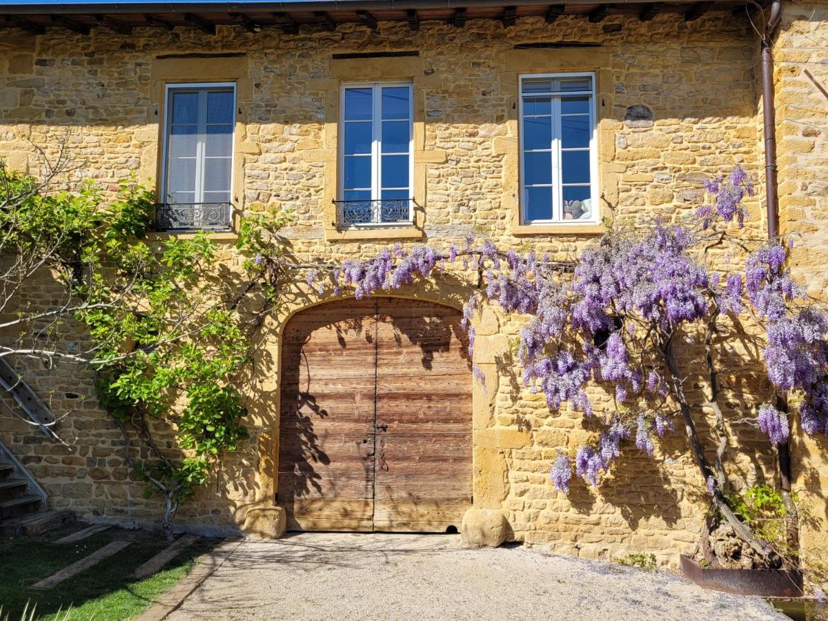 LODGES EN PIERRES DOREES - Housity