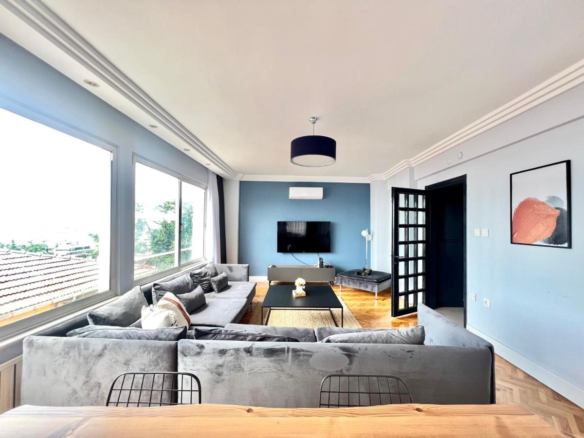 WONDER HOMES - Amazing Bosphorus View,3BR 2BA,4AC, Cihangir, Near to Taksim, Metro, Tram - Housity