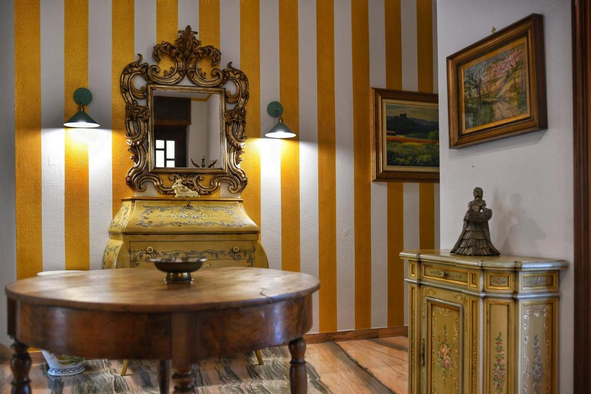 Villa Sequoia - Housity