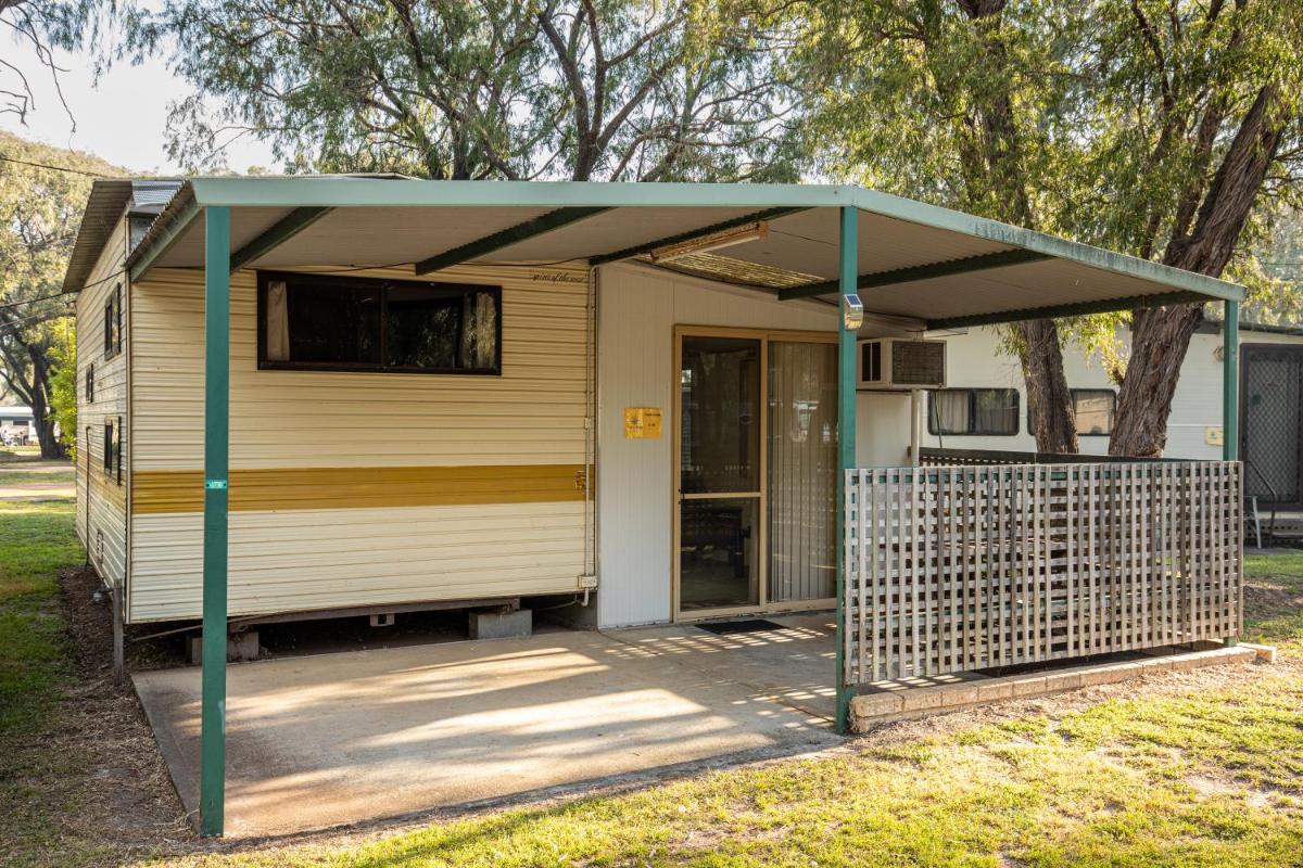 Lazy Days Caravan Park - Housity