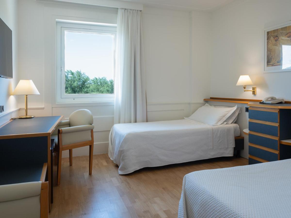 Mirabella Hotel - Housity