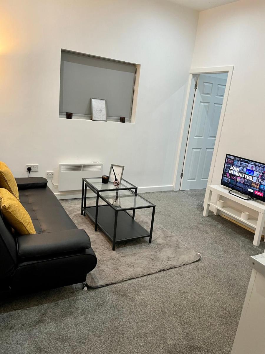 Apartment In Bham City Centre Free Parking - Housity