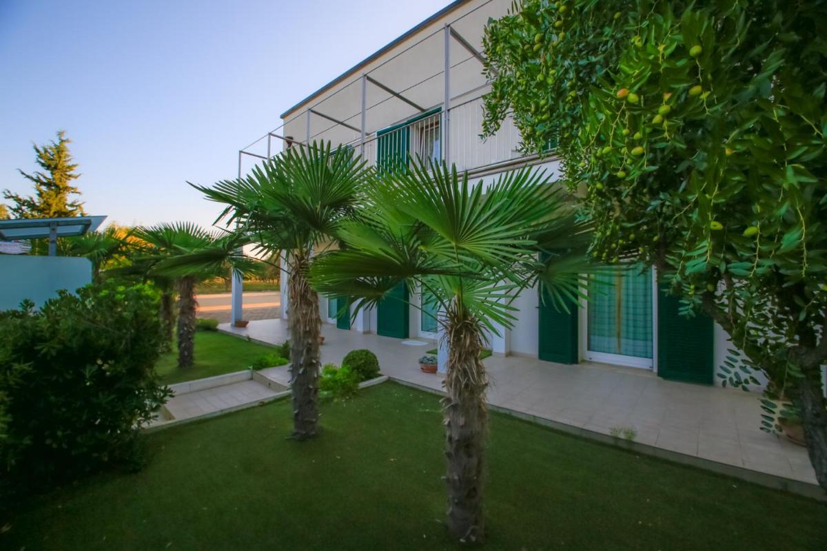 B&B Dimora ROSSIPINTI - Housity