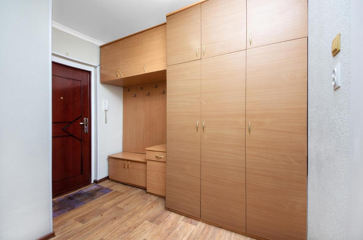 Apartment on Pirogova 17 - Housity
