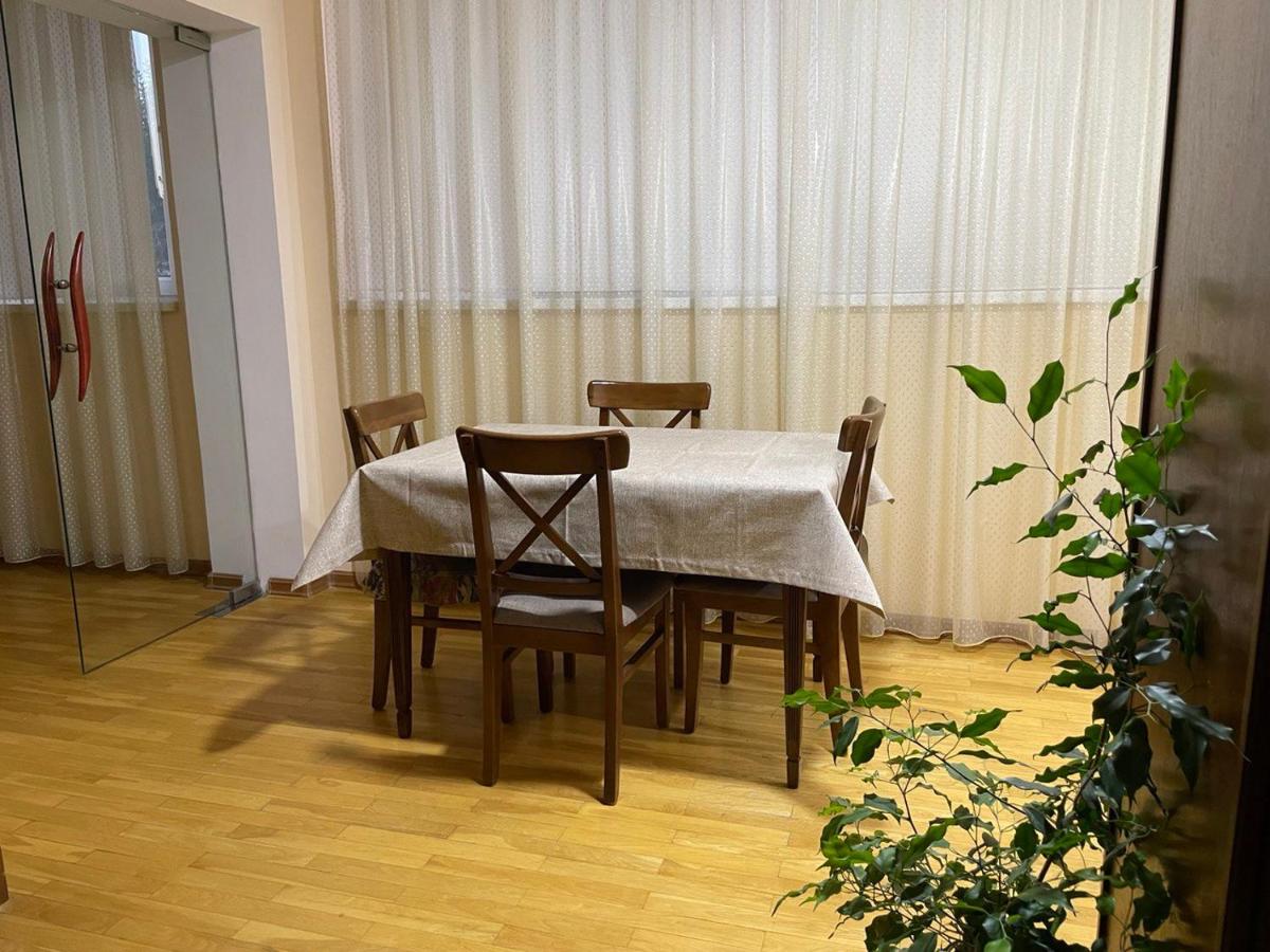 Suitetrails - 4-room apartment in the center of Tashkent