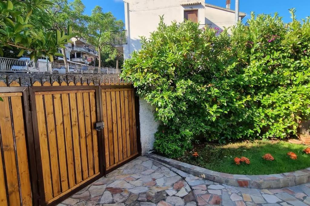 Spendida villa marittima a Cirella in Italia - Housity