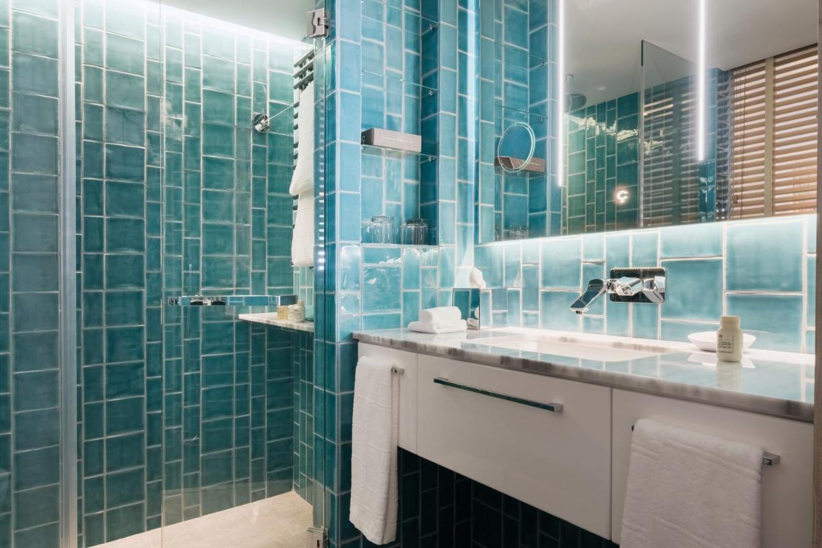 Un baño de El Vicenç de la Mar - Adults Only - Over 12