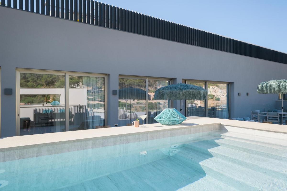 Piscina en o cerca de El Vicenç de la Mar - Adults Only - Over 12