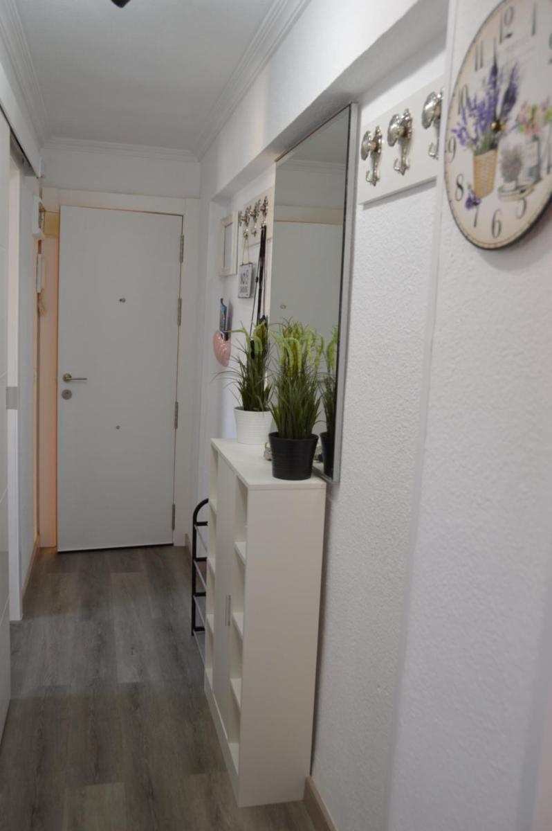 Inlesa 5A Holiday apt with pool - Housity
