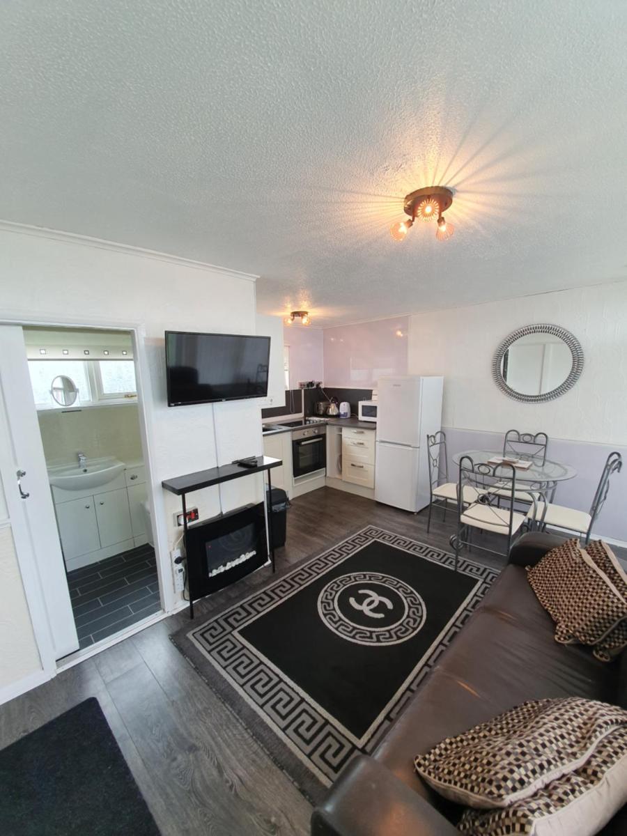 Holiday Chalet 111 - Housity