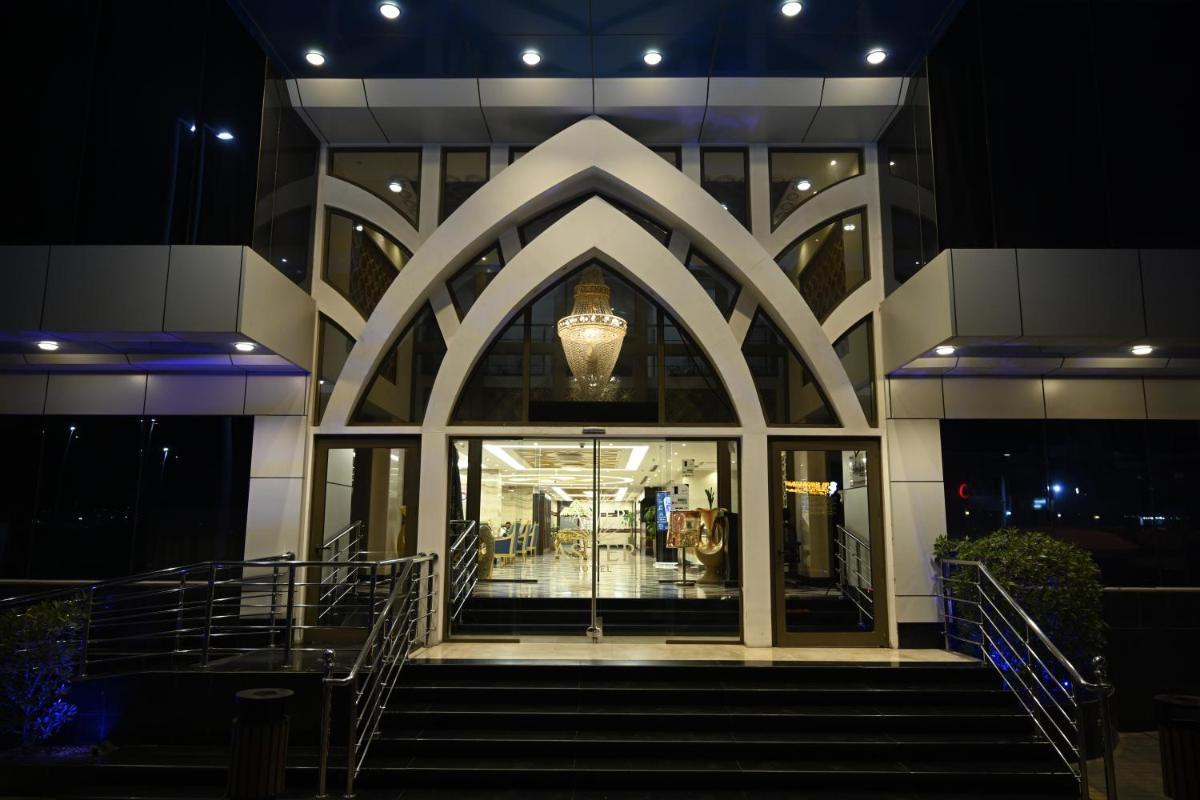 Aster Hotel - Housity