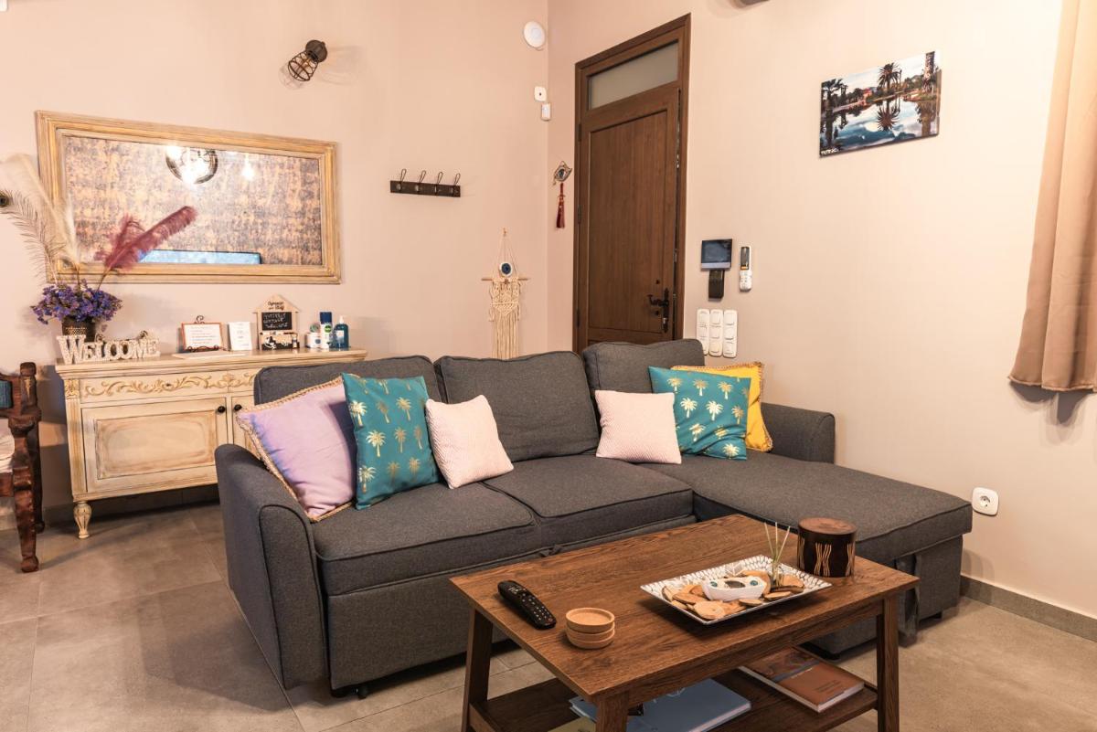 Palmtrees Cottage - Housity