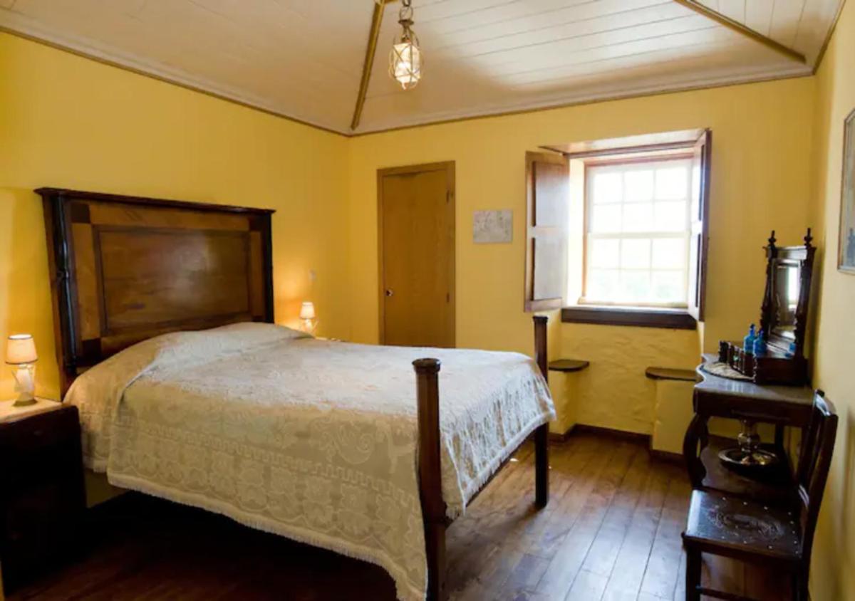 SOLAR DAS ARCAS Manor House - Housity