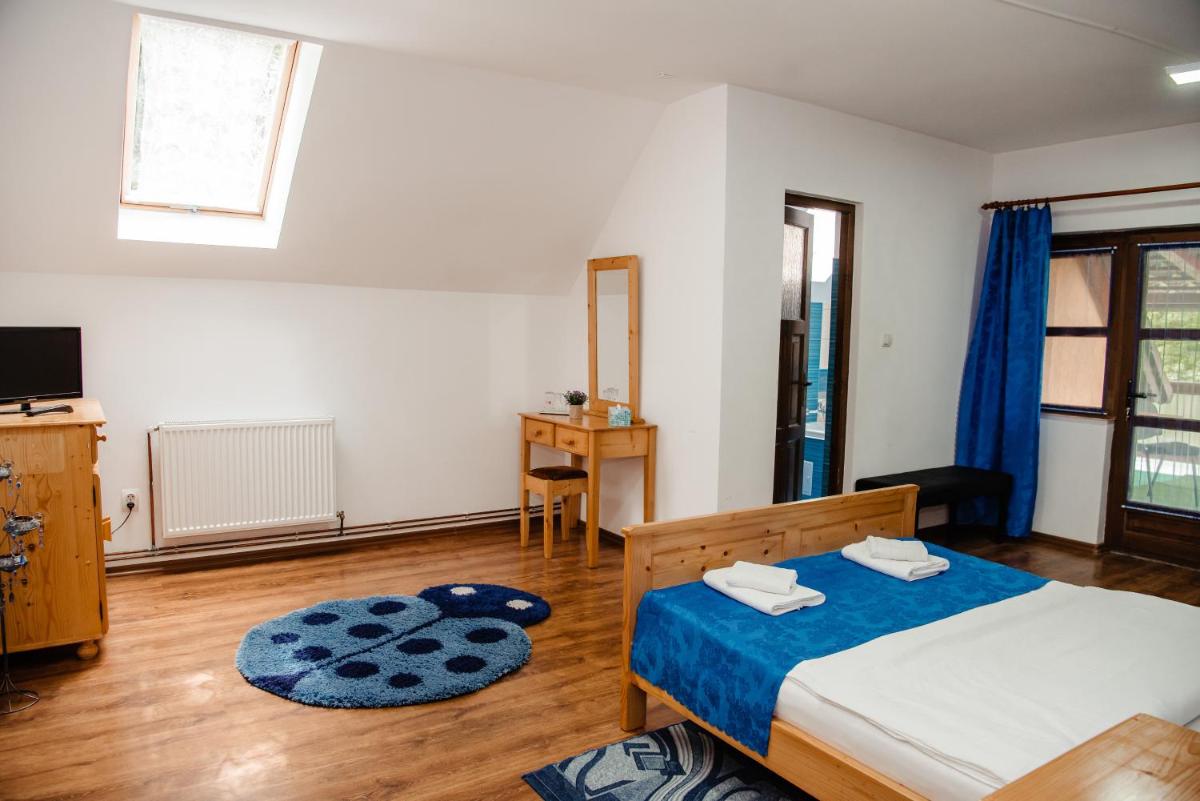 Pensiunea Giulia - Housity