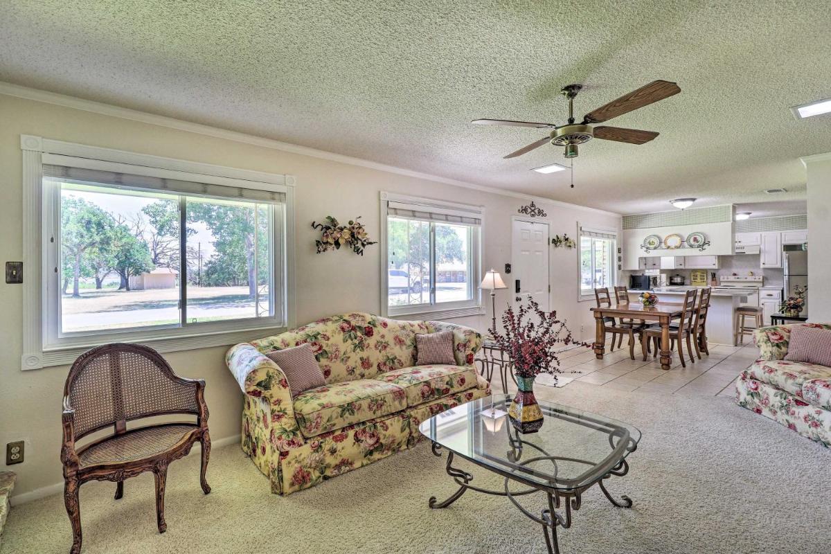 Water-View Nature Retreat Less Than 1 Mile to Lake! - Housity