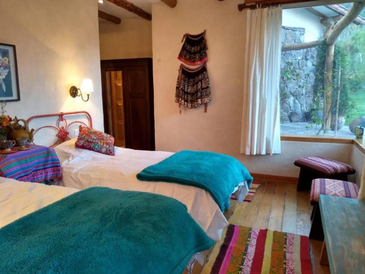 Inviting 10-Bed Villa in Urubamba Cusco Peru - Housity