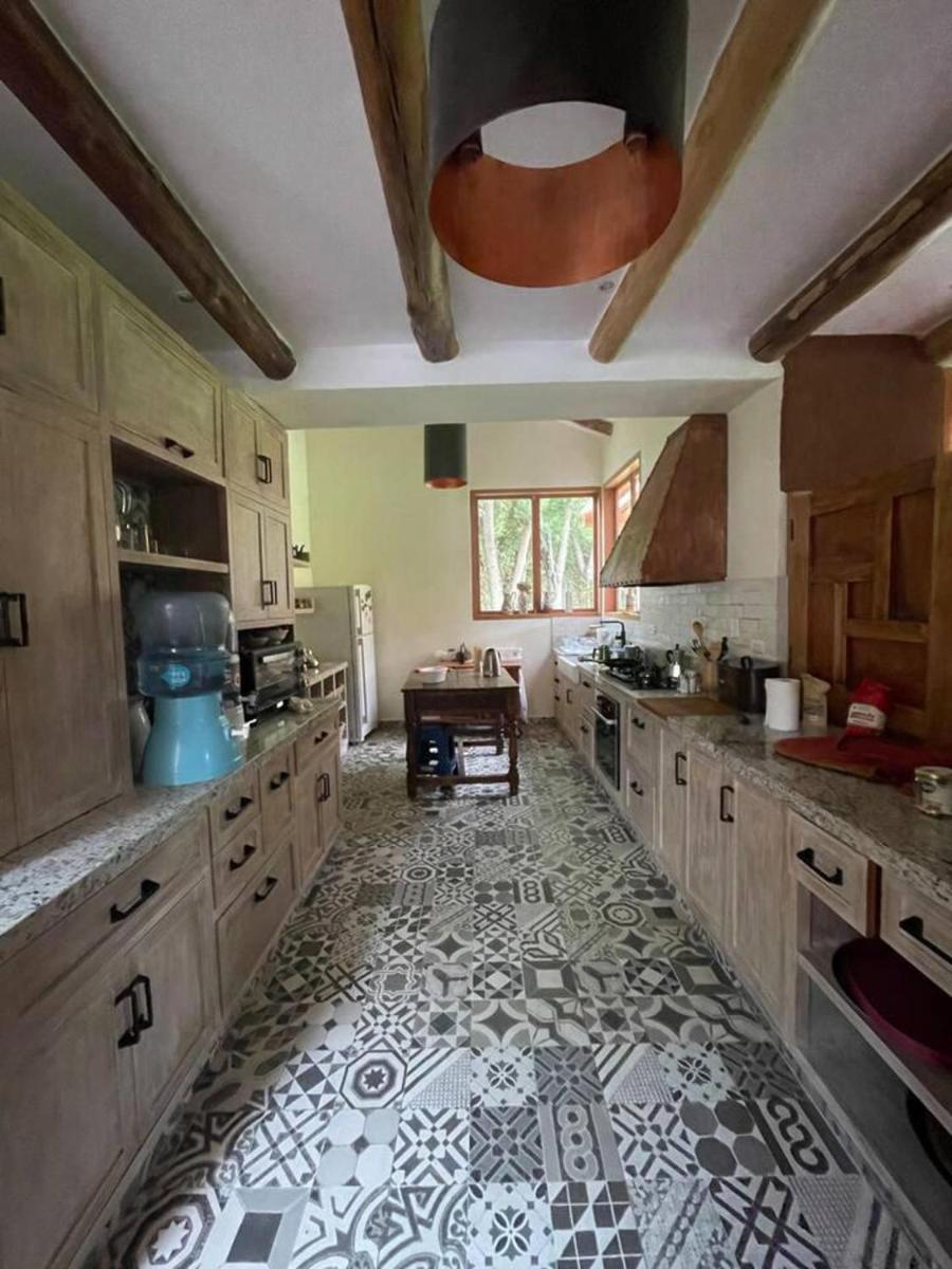 Inviting 10-Bed Villa in Urubamba Cusco Peru - Housity