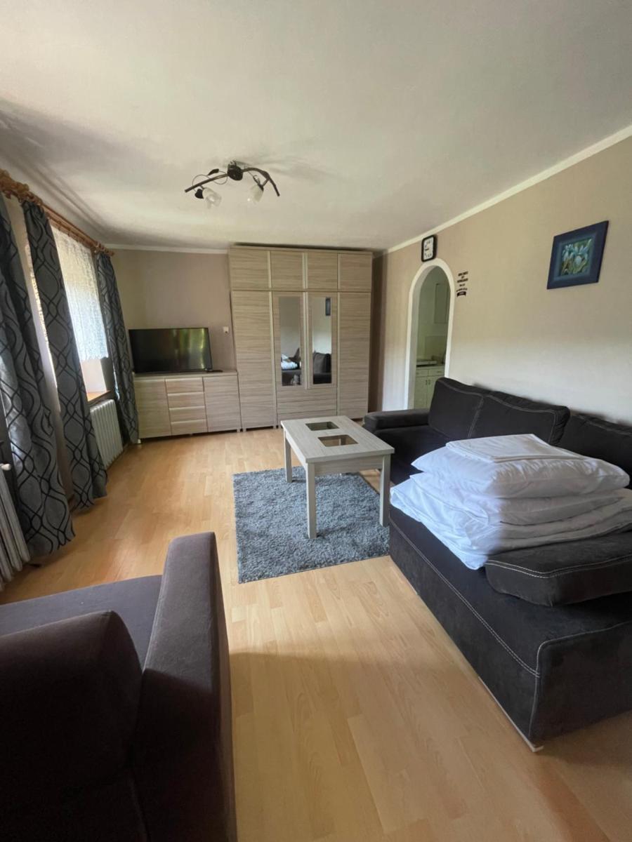 Pod Piekiełkiem - Housity