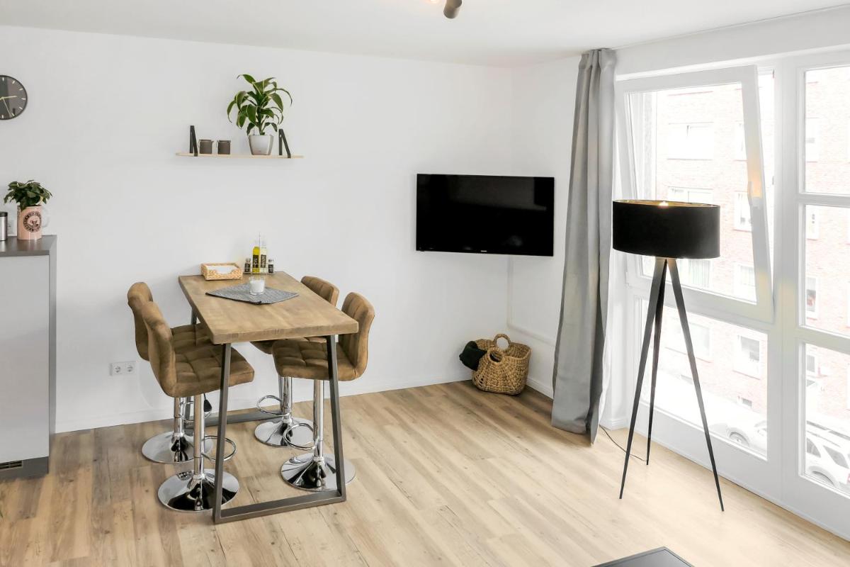 Wohlfühlwohnung im Zentrum mit 24-7 Self Check-In, WLAN & Smart TV - Housity