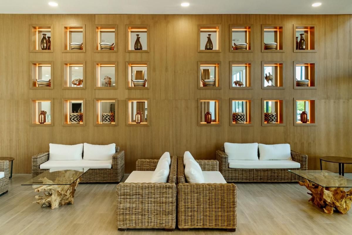 Zona de estar de Cabogata Beach Hotel