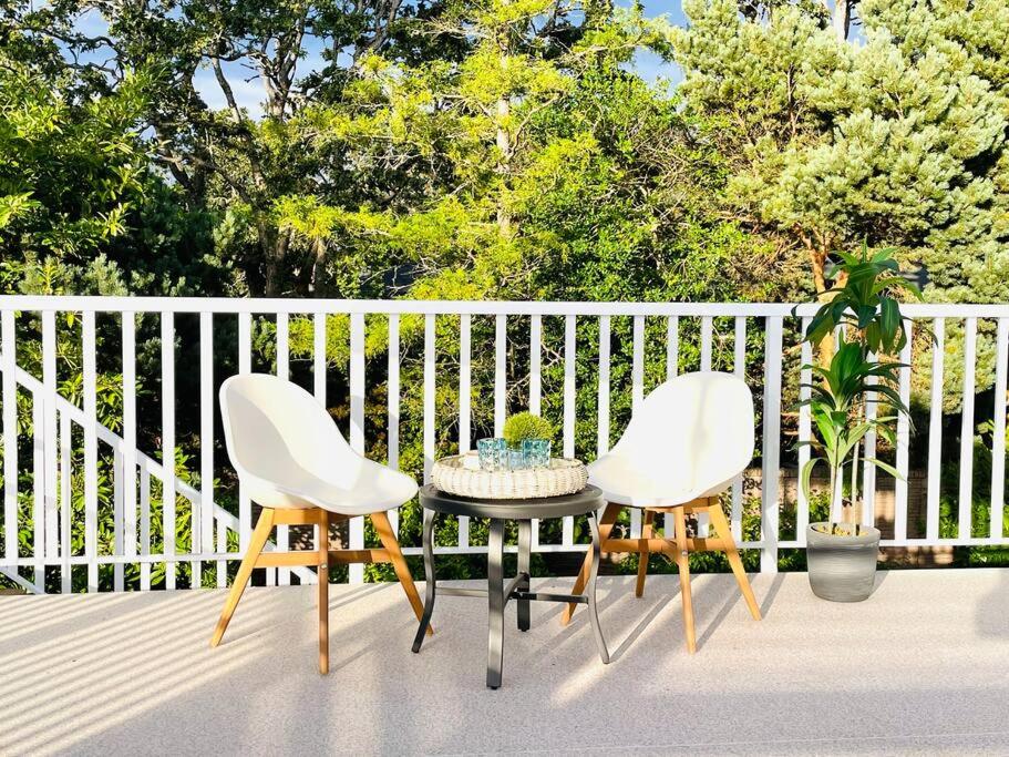 Stylish Cozy one bedroom studio with free parking - Housity