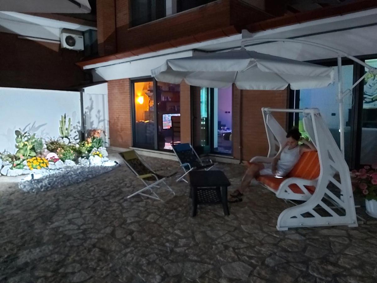 Green House - Housity