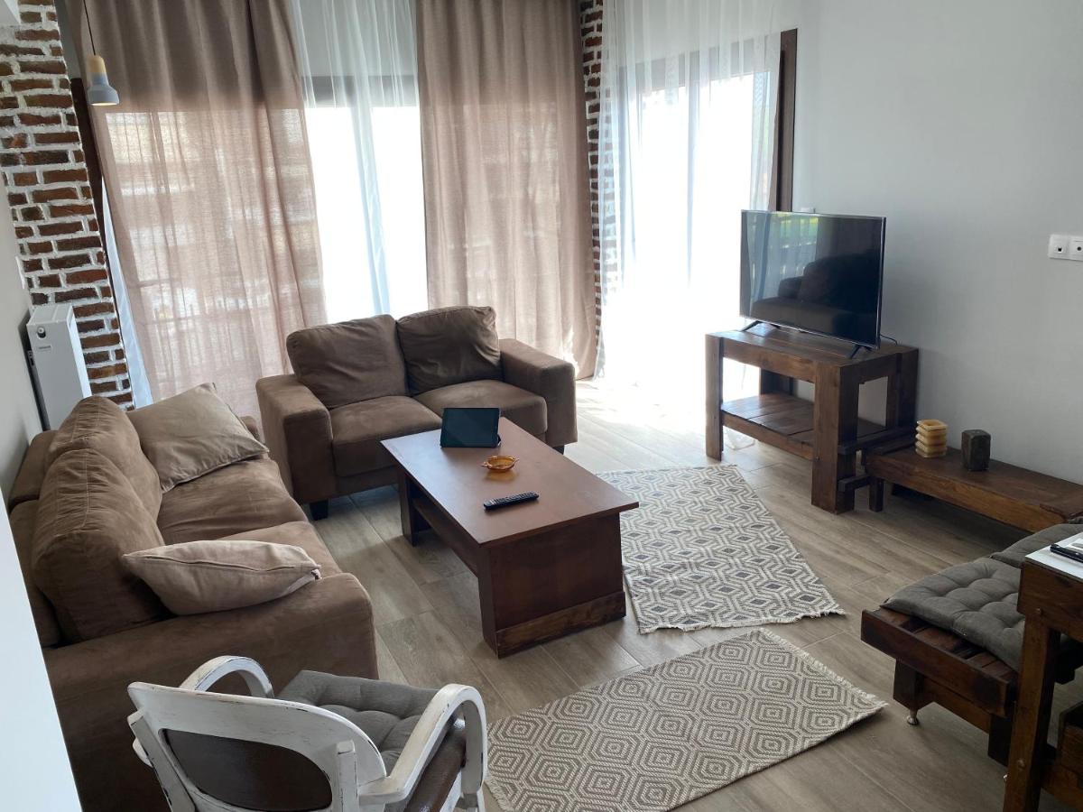 Suitetrails - TM Apartment No 1 - Rustic Style