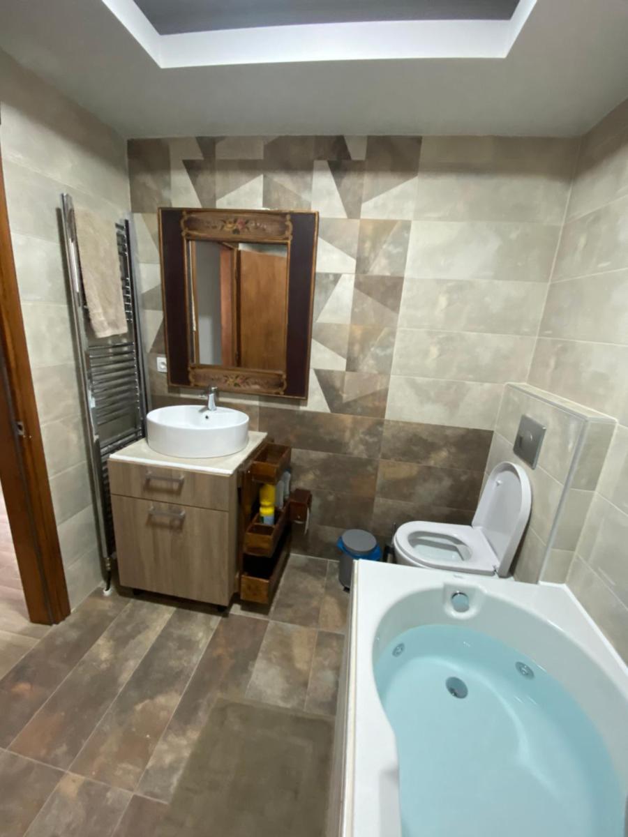 TM Apartment No 1 - Rustic Style - Housity