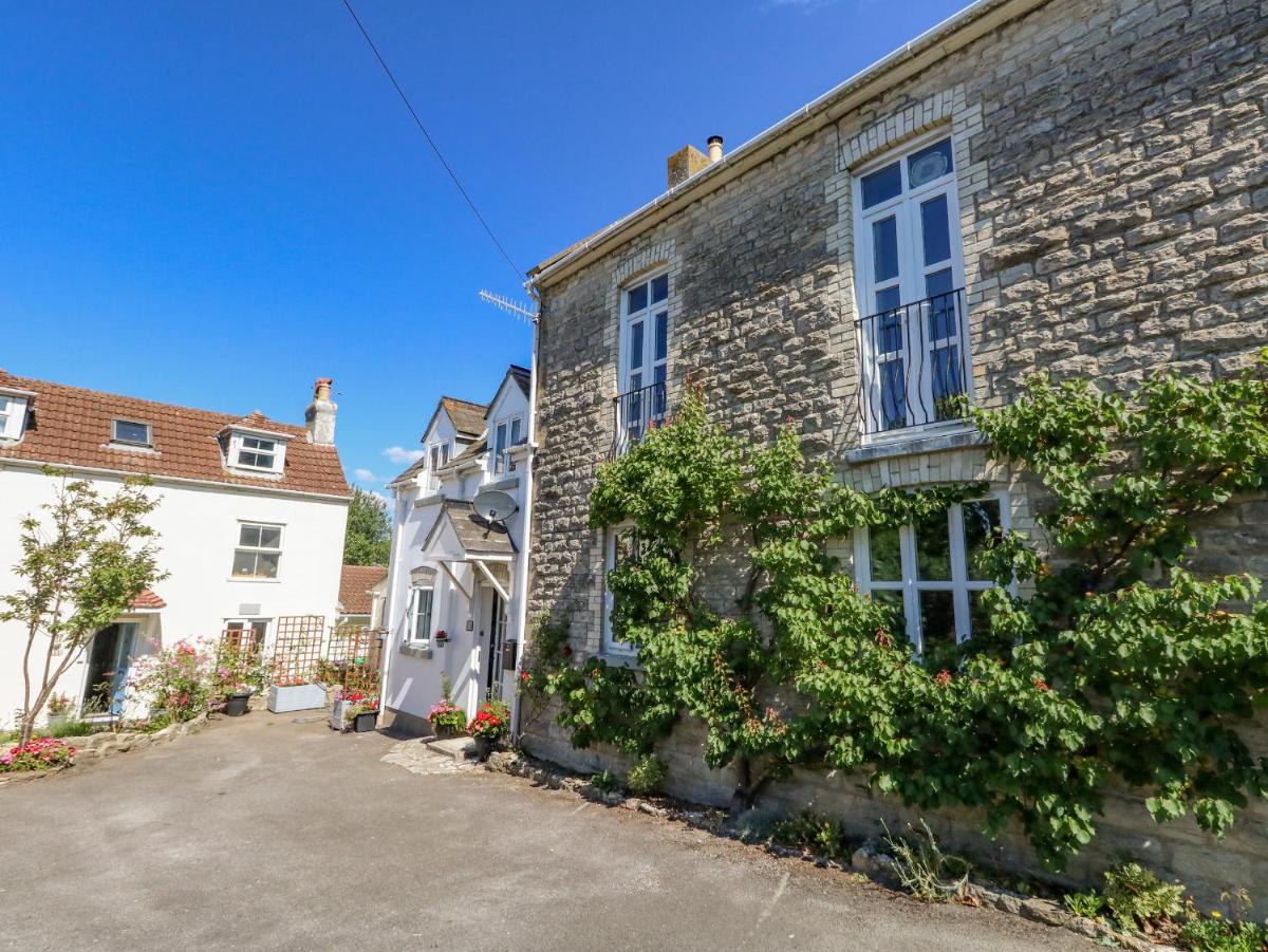 The Little Cottage - Housity