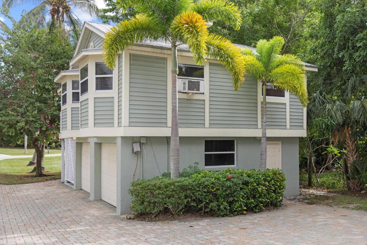 Seashell Retreat - Housity