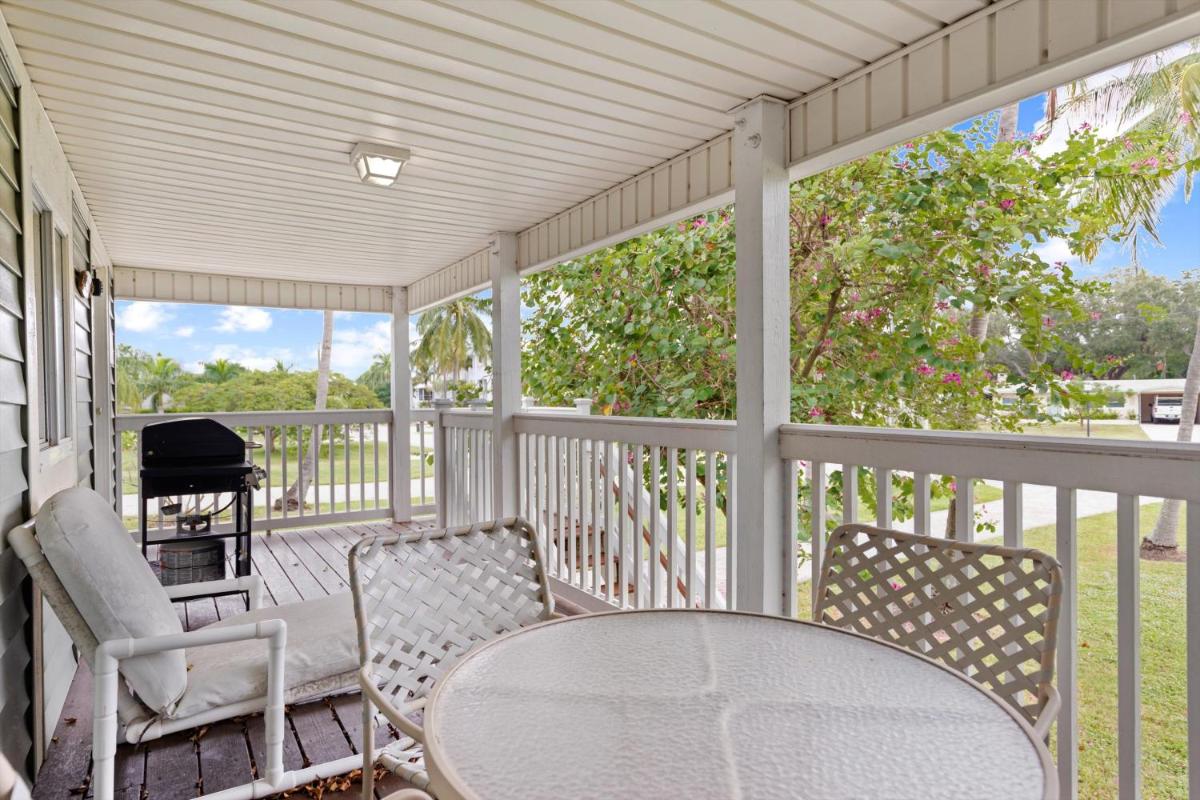 Seashell Retreat - Housity