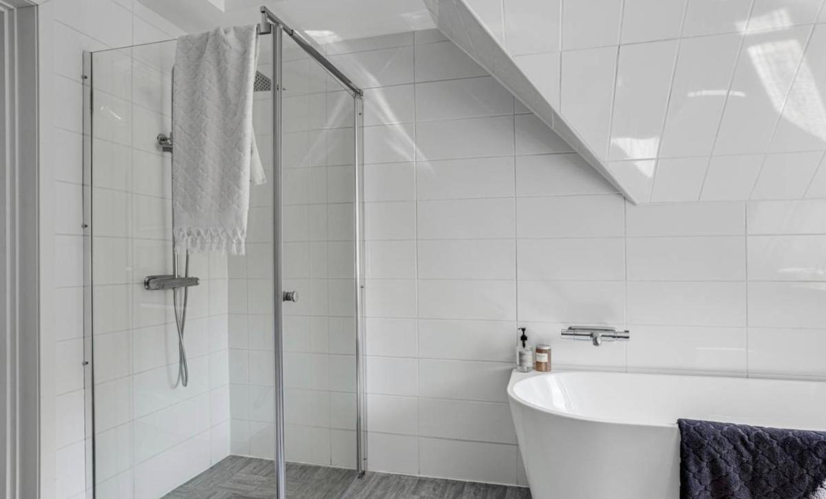 Trevlig villa för de stora sällskapet - Housity