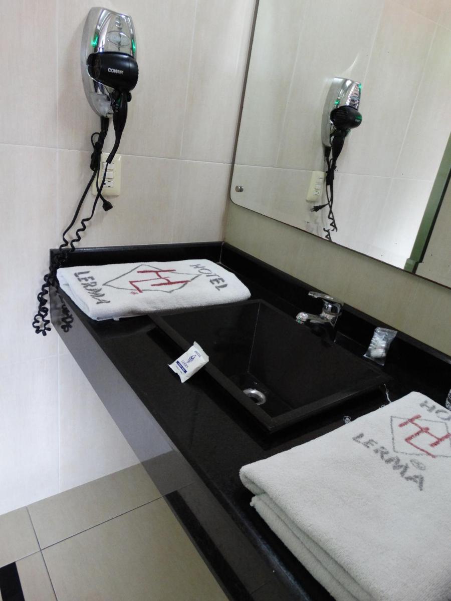 Hotel Lerma - Housity