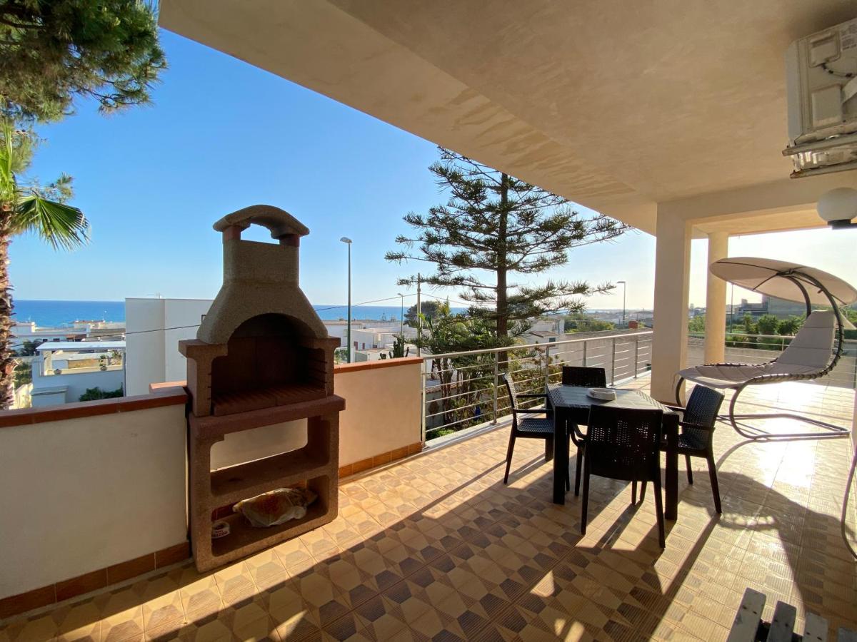 Sea View - Beautiful Terrace with BBQ - Housity