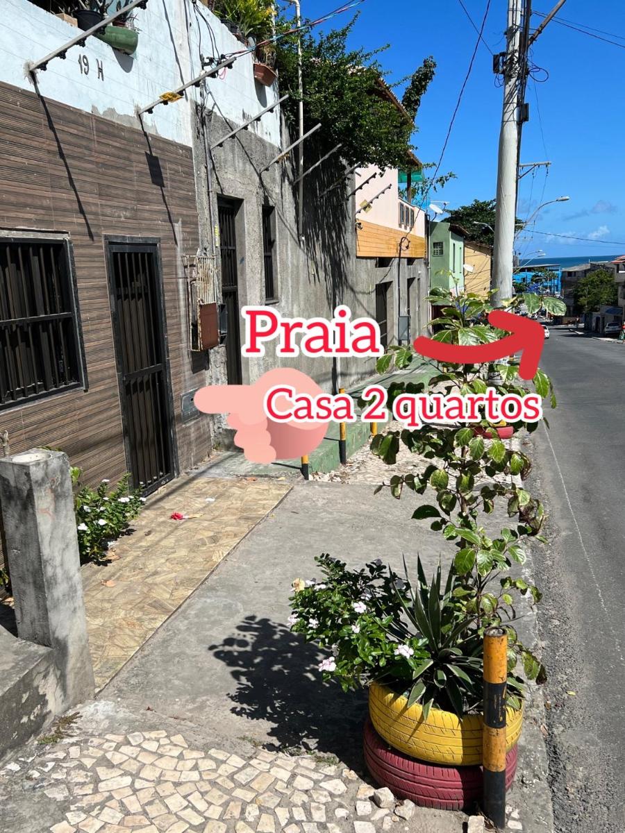 Casa 2 Quartos na Praia de Itapuã com Ar - Housity