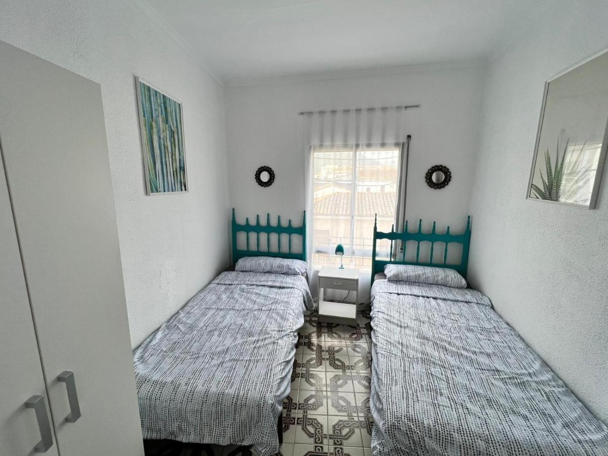 Mirror Apartment Gandia - Housity