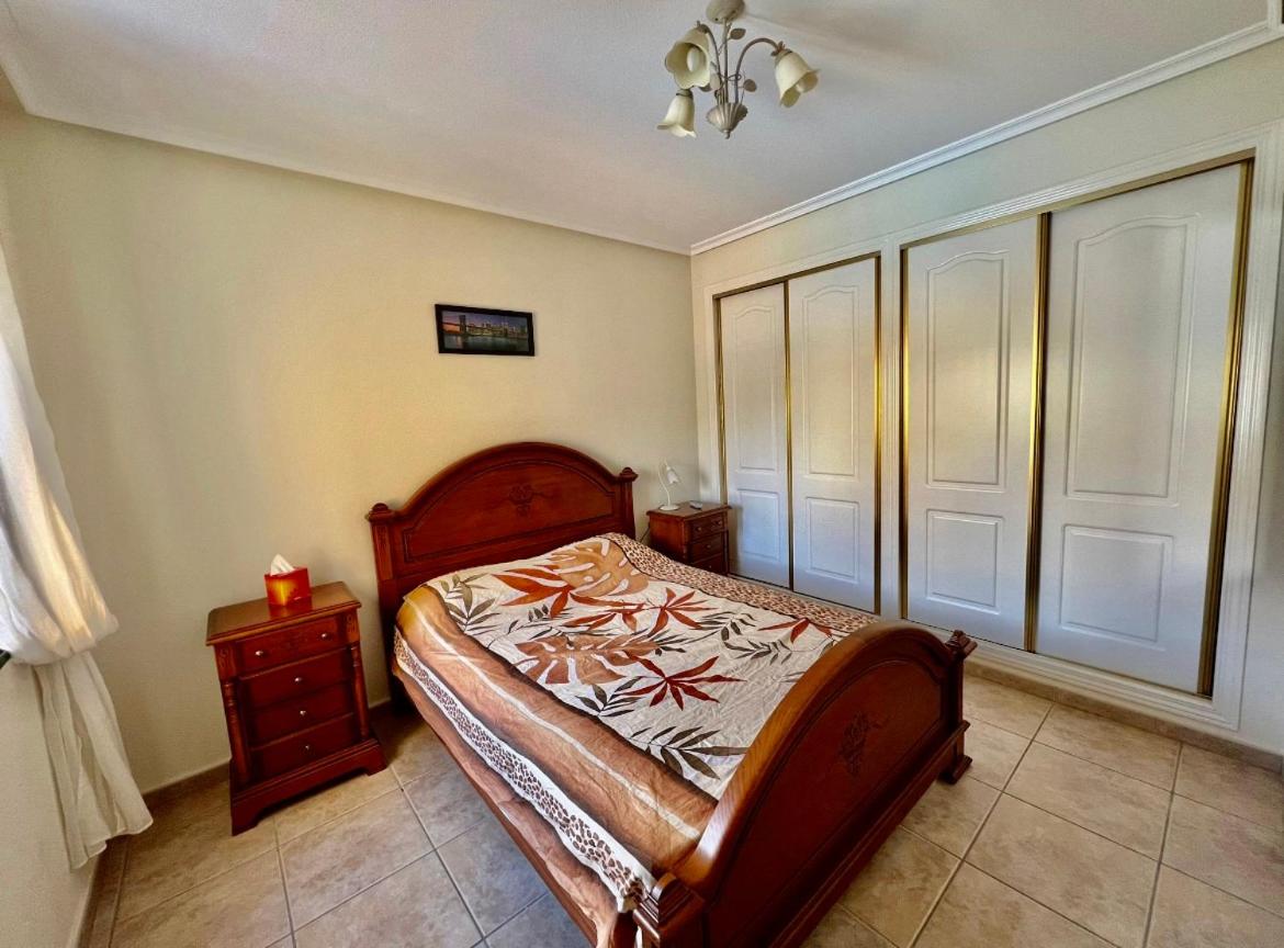 Villa Rayo Rojo in Brias- y -golf 6 calle Ebro - Housity