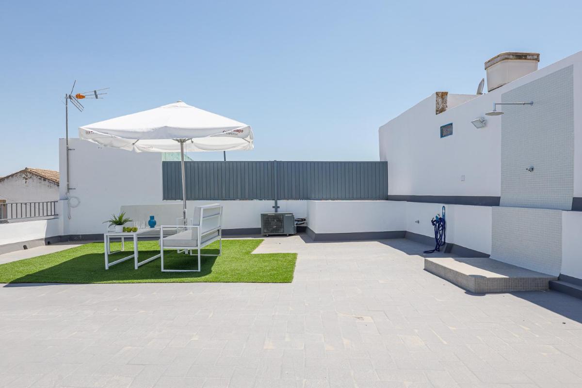 Algaba aral - Housity