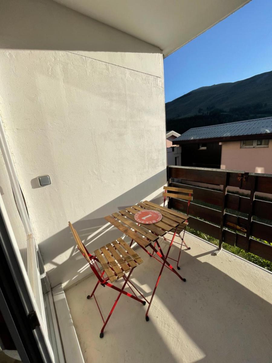Petit appartement Labellisé Les 2 Alpes résidence Arc en Ciel télésiège Petite Aiguille - Housity